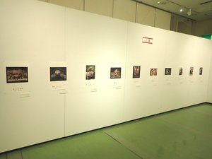 2022_写真展会場２.JPG
