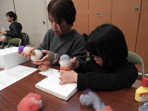 20231202_フェルトでゆきだるま_肖像権許可 (22).JPG